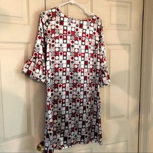 AAApple size large elbow length dress